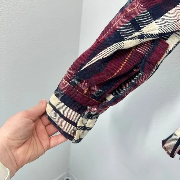 Wrangler‎ Western Mens Plaid Long Sleeve Shacket Snap Front Burgundy Blue Cream - Image 9