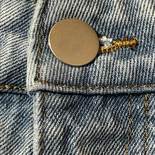 DISSH Light Blue Frayed Jean Shorts Size 12 - Image 6