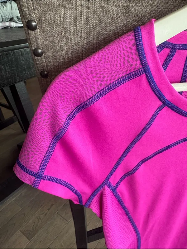 FILA Women's Short-Sleeve Performance Tee in Fuchsia with Purple Contrast - Image 4