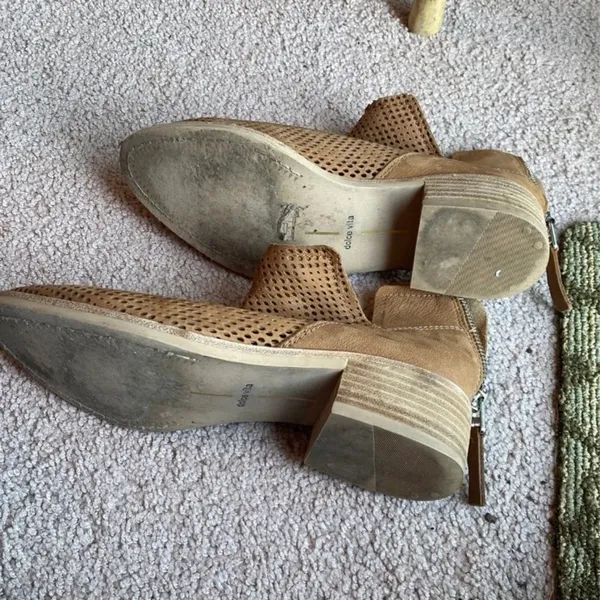 ‎Dolce Vita booties 7.5 Brown - Image 4