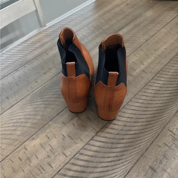 BAMBOO Brown Ankle Booties - Image 4
