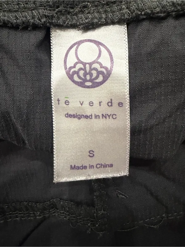 Te Verde Dark Gray Hiking Utility Shorts - Image 3