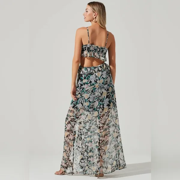 NWT ASTR THE LABEL PALACE FLORAL CUTOUT RUFFLE MAXI DRESS multicolor SIZE SMALL - Image 2
