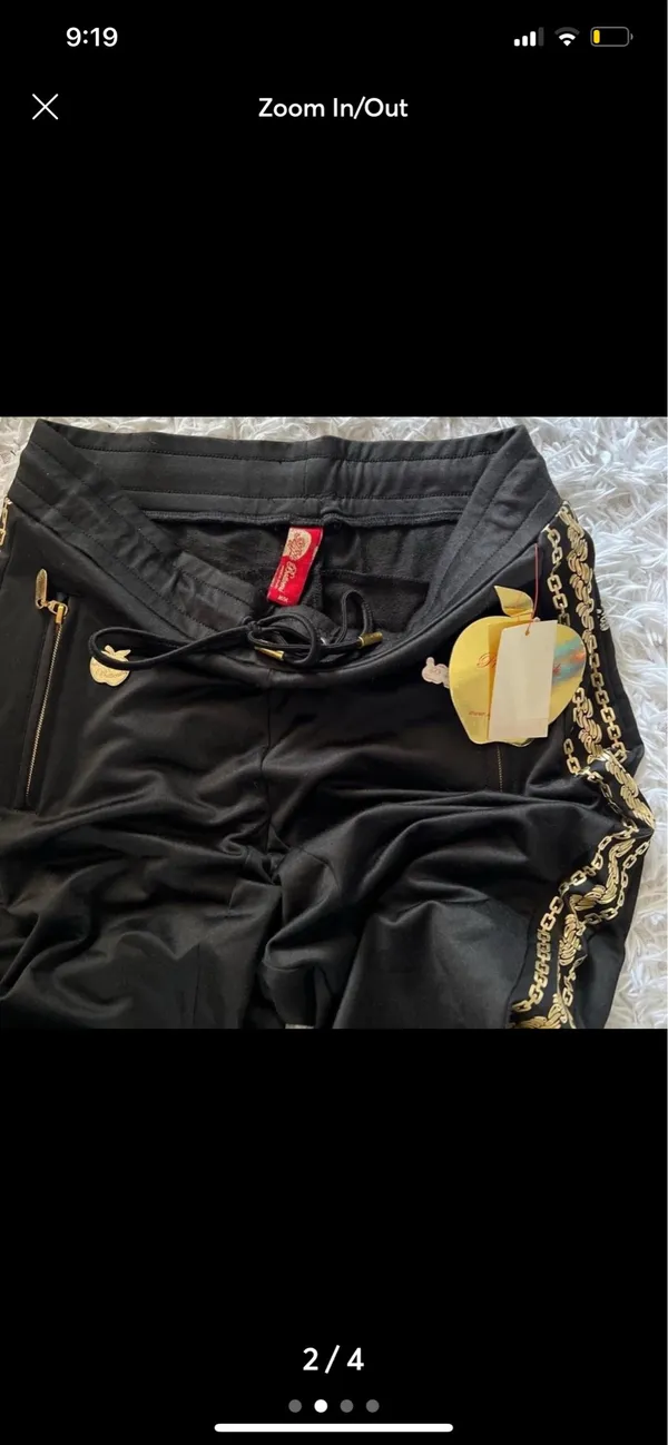 Apple bottoms capris - Image 2
