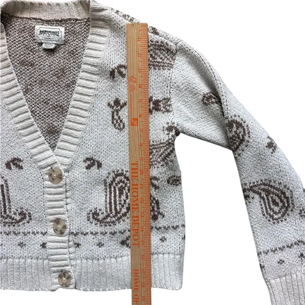 American Eagle Paisley Knit Cardigan XS Brown Cream Button Front Sweater - Image 4