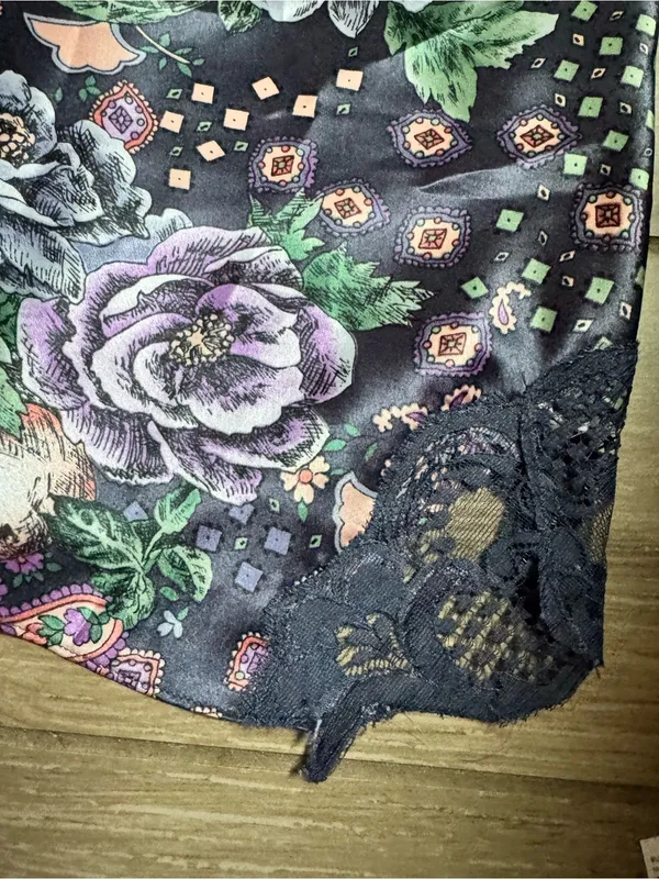 Victoria's Secret Floral Lace Trim Black Slip Tank Top Gold Tag Vintage - Image 7