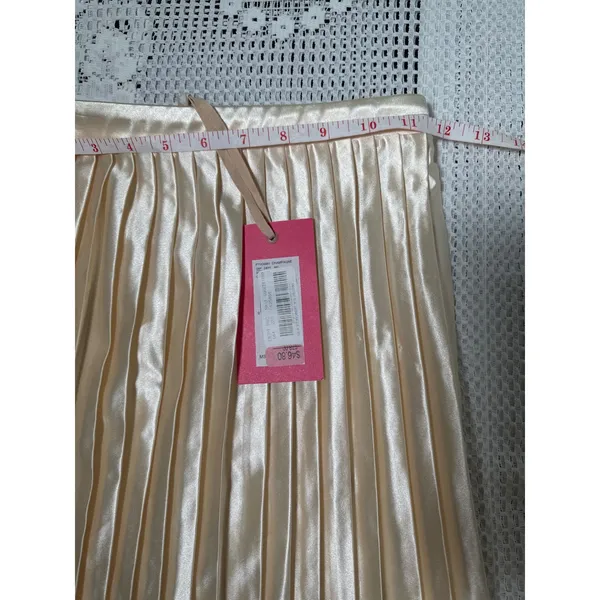 Chelsea and Violet Midi Pleated Skirt - Image 3