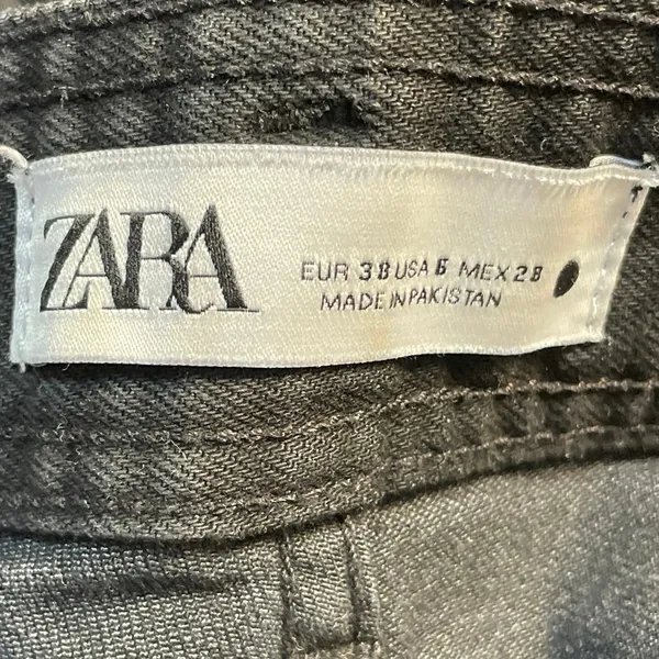 Zara Womens Black High Waisted Frayed Hem Wide Leg Ankle Denim Jeans Pants Sz 6 - Image 4