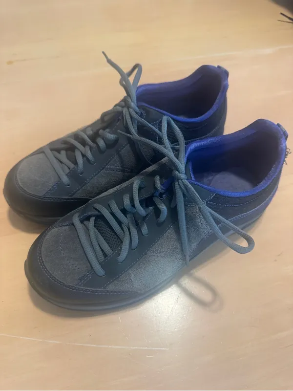 Dansko Sabrina Suede Sneaker - 40 - Image 2