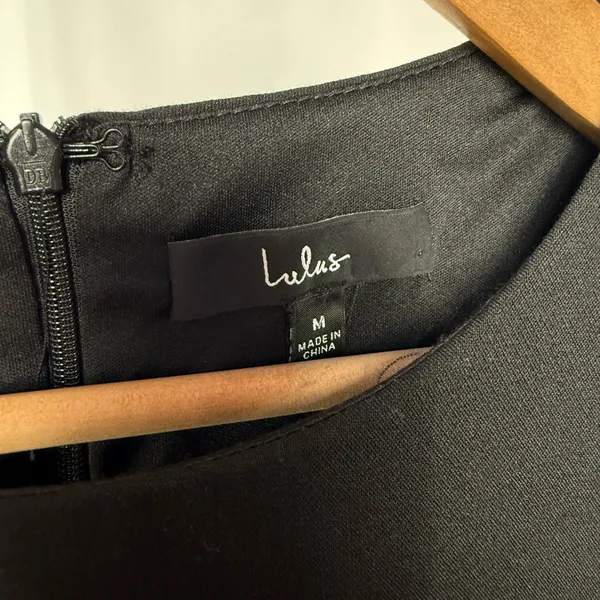 Lulu's One Shoulder Ruffle‎ Maxi Dress in Black Size Medium - Image 4