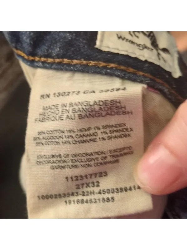 Wrangler Retro High Rise Flare jeans Size 27x32 - Image 5