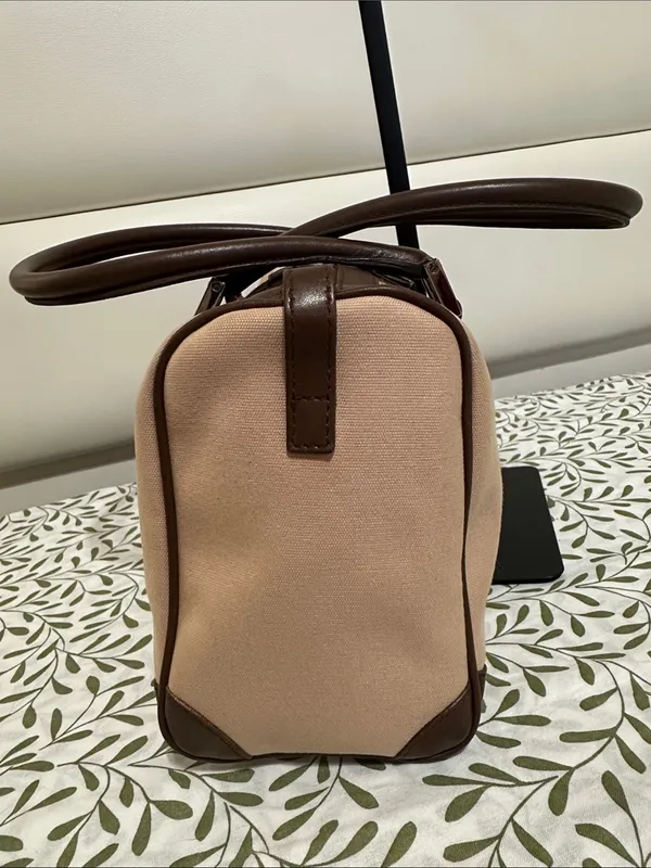 Gucci Boston Canvas Handbag - Image 4
