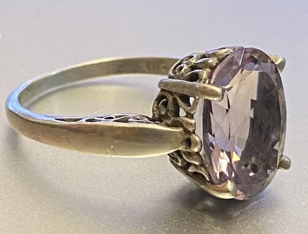 Vintage KABANA Sterling Silver Oval Amethyst Ring Size 9 Ornate - Image 2