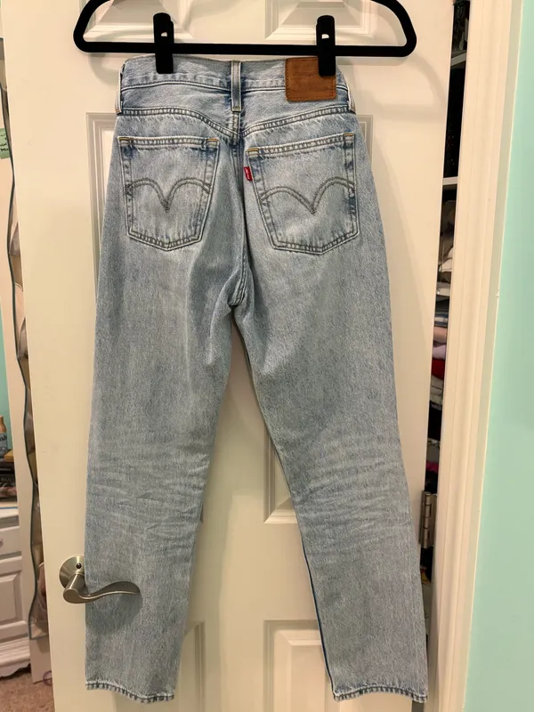 Levi’s Straight Jeans - Image 5