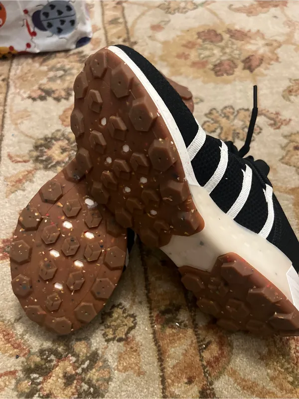 Women's Black Knit Sneakers with Subtle White Accents - Image 6