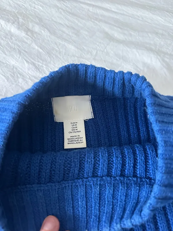 H&M Sweater - Image 2