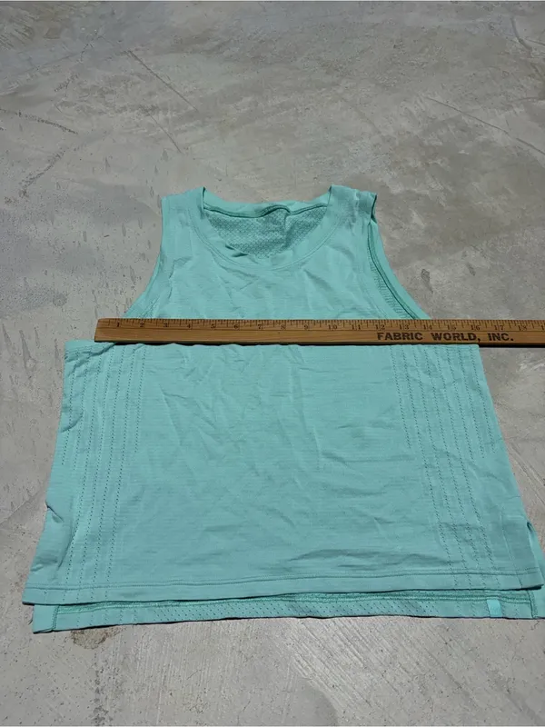 Lululemon Mint Green Sleeveless Tank Top - Image 3