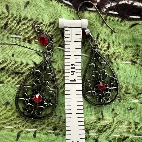 Victorian Style Goth Drop Earrings – For When You’re Haunting in Style - Image 5
