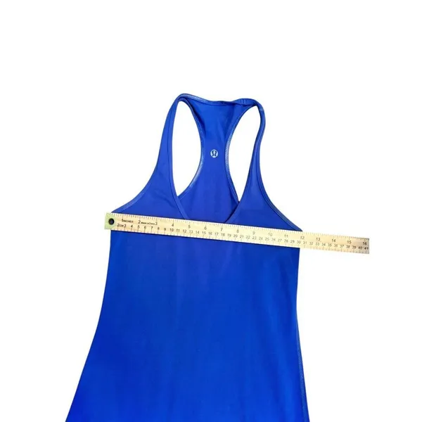 Lululemon sz 2 Racerback Blue Tank Top Womens Activewear fair condition - Image 3