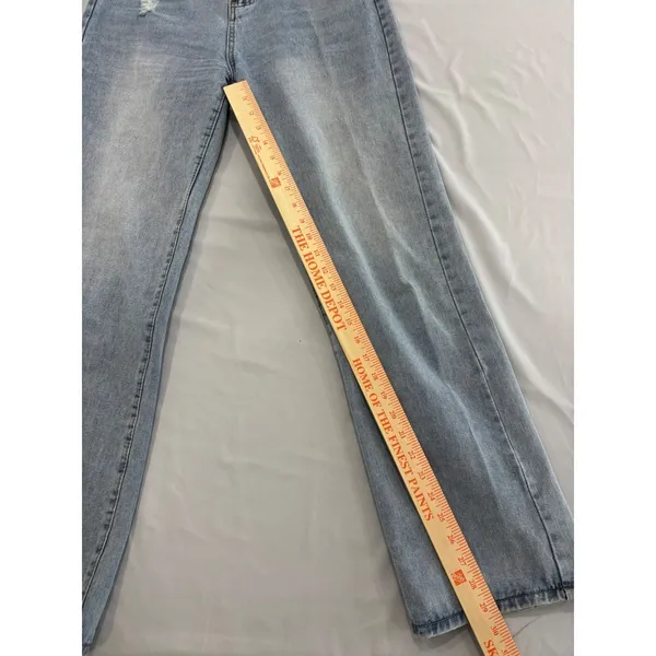 Kittenish High Waisted Distressed Straight Leg Jeans Light Wash‎ Size 28 - Image 8
