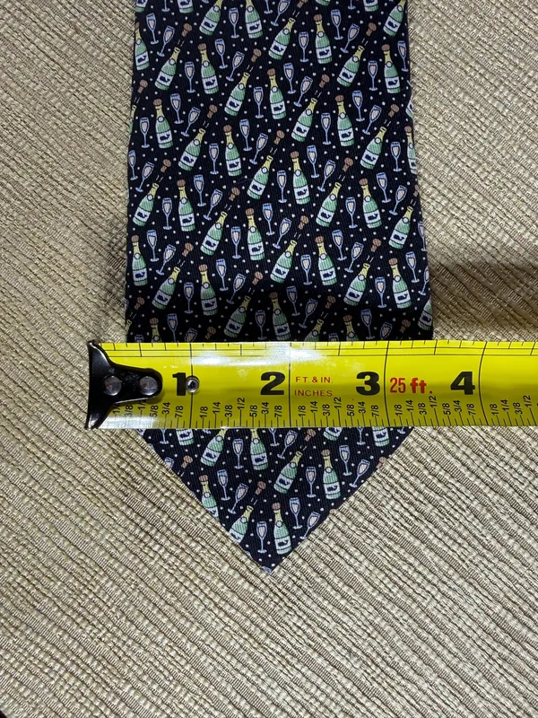 NWT Vineyard Vines Happy New Year 2017 Champagne Bottle Tie Black Novelty - Image 10