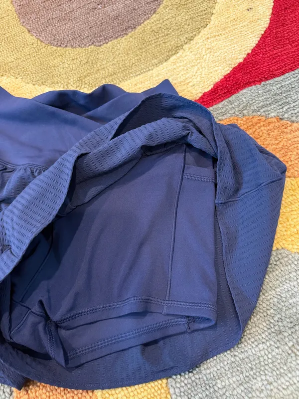 NWT Offline by Aerie Real Me High Rise Crossover Waistband Navy Blue Shorts S - Image 7