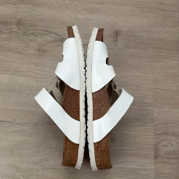 Birkenstock Birki’s Florida Birko-Flor sandals in white - Image 5