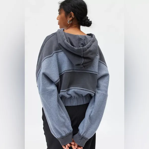 BDG Leanne Cropped Pullover Hoodie Sweatshirt - Image 2