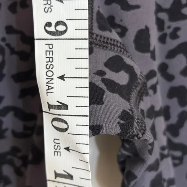 Athleta Elation Ultra High Rise XXS Grey Black Leopard Animal Print Legging - Image 3