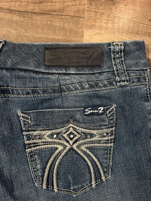 Seven 7 Jeans Low-rise bootcut Jeans - Image 3