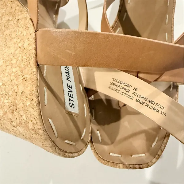 Steve Madden Sandals Womens Size 10 Tan Cork Wedge Thong Ankle Strap cute preppy - Image 4