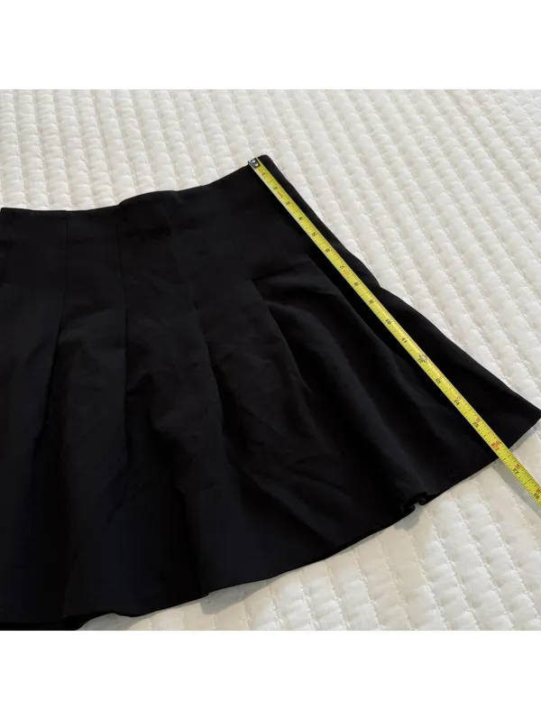 Alice + Olivia Black Employed Pleated Short Skirts A Line Sz 2 Women’s - Image 3