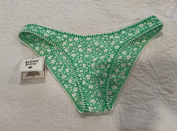 Kulani Kinis Green and white floral bikini bottom - Image 2