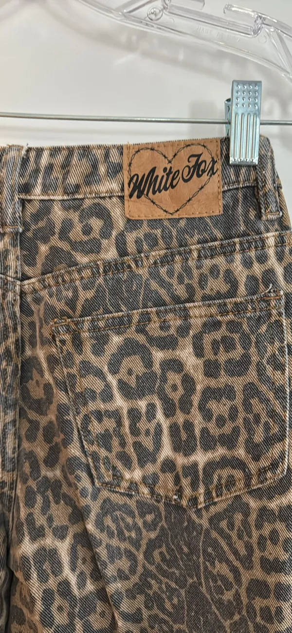 White Fox Jeans Boutique - Image 4