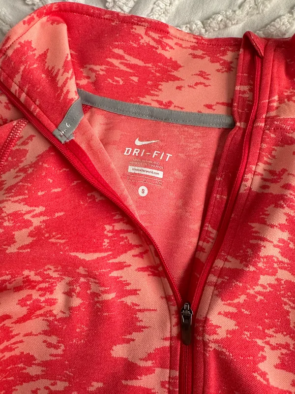 Nike Dri-Fit Quarter-Zip Pullover - Image 2
