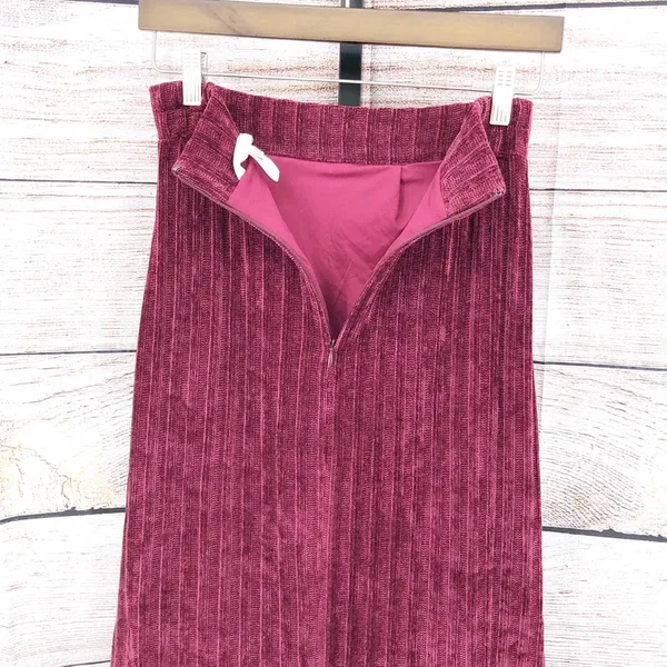Anthro Hutch Burgandy Velour Midi Skirt Size XS - Image 9