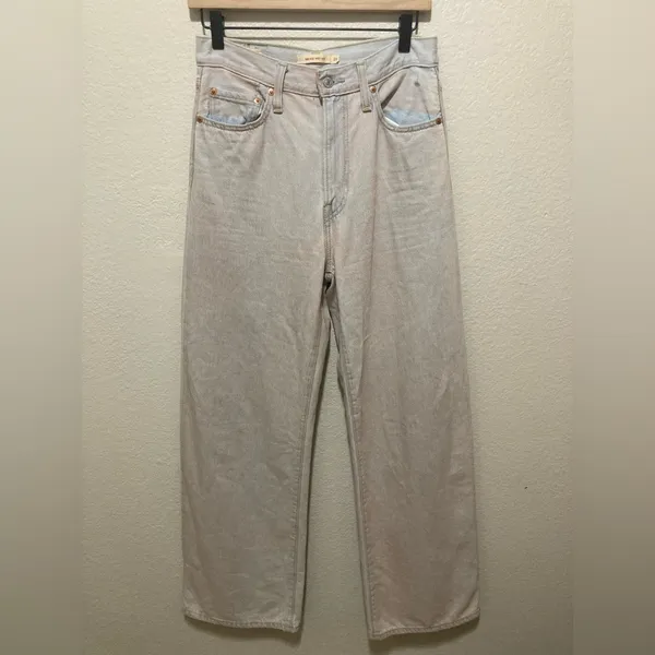 Levi’s Ribcage Wide Leg Jeans in Fairy Dust Dreams Light Wash Size 27 70s 90s - Image 2