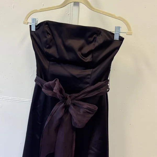 2010s Coast Strapless Satin Cocktail Dress Eggplant Purple Brown Silk Tie US 6 - Image 2