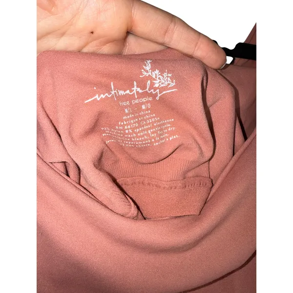 Free People Bodysuit Womens M/L Pink Excellent Intimately Scoop Neck Seamless‎ - Image 2