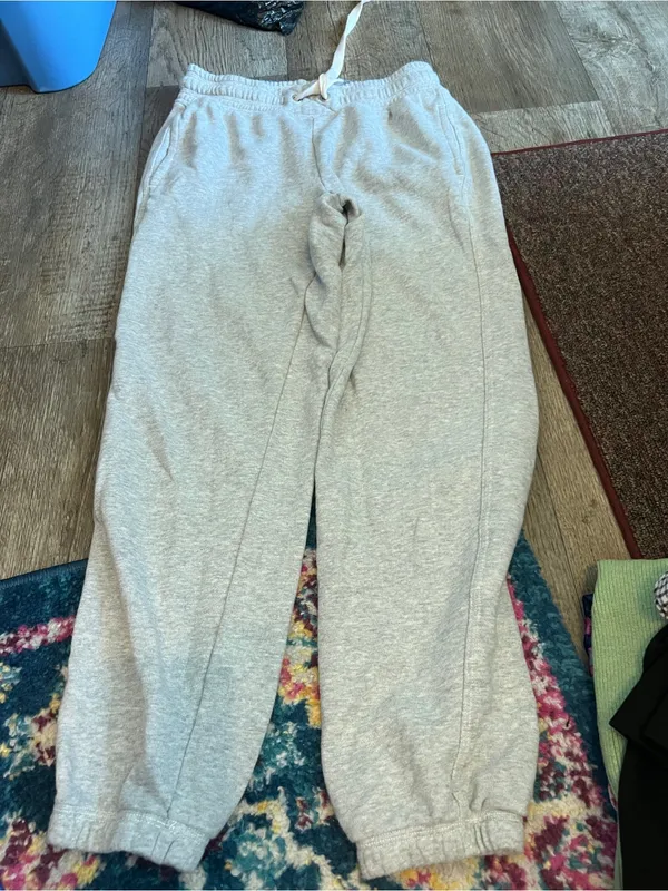 Aerie grey joggers - Image 3