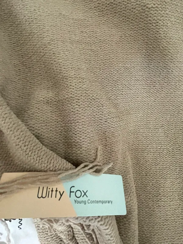 Whitty Fox Sweater Size M - Image 3