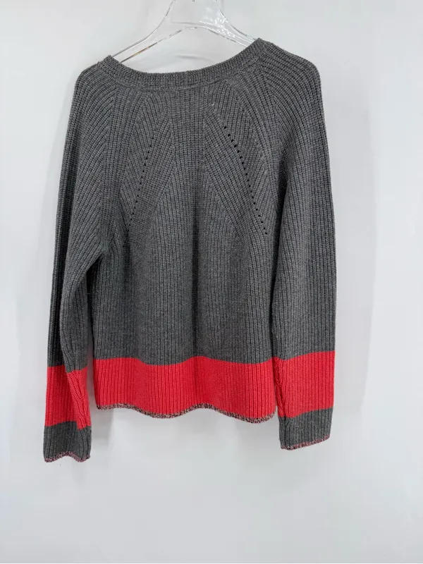 Duffy v neck wool and‎ cashmere blend sweater size large - Image 2