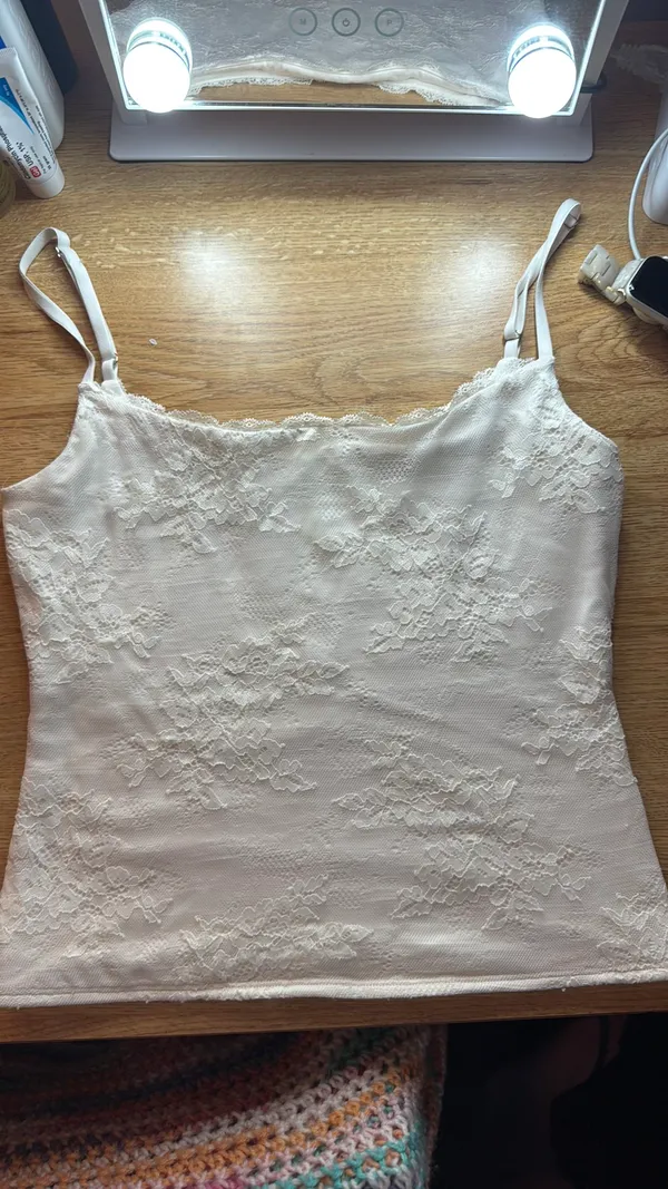 Abercrombie Bra Free Cami Tank - Image 2