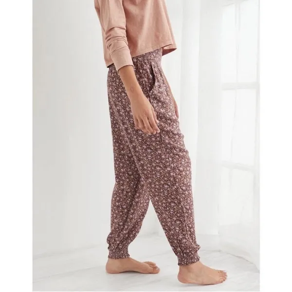 AERIE Homebody‎ Jogger Pant In Mauve Floral size XS - Image 4