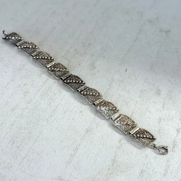 Vintage Silver Tone Filigree Panel Link Bracelet - Image 6