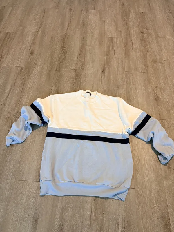 Brandy Melville Oversized Colorblock Sweatshirt Size Large - Image 2