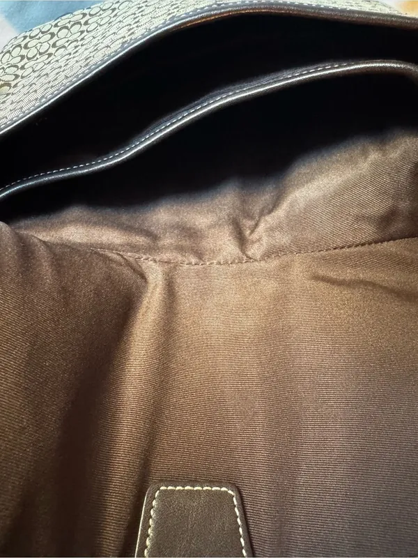 Coach Brown Vintage Signature Canvas Shoulder Bag with Dark Brown Leather Trim - Image 6