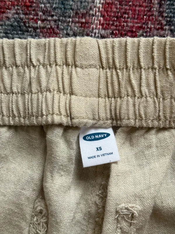 Old Navy Linen Pants - Image 3
