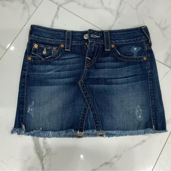 TRUE RELIGION MINI DENIM SKIRT 🔥🔥🔥 - Image 4