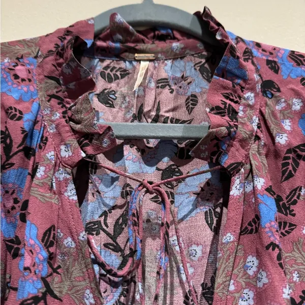 Free People boho style floral tunic size small - Image 7